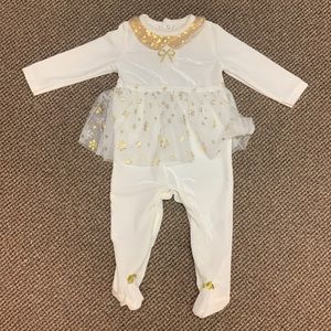 Velvet footie onesie w/Sequin Collar/tutu